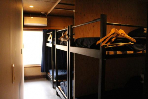 Отель Kamp Houkan-cho Backpacker's Inn & Lounge  Окаяма